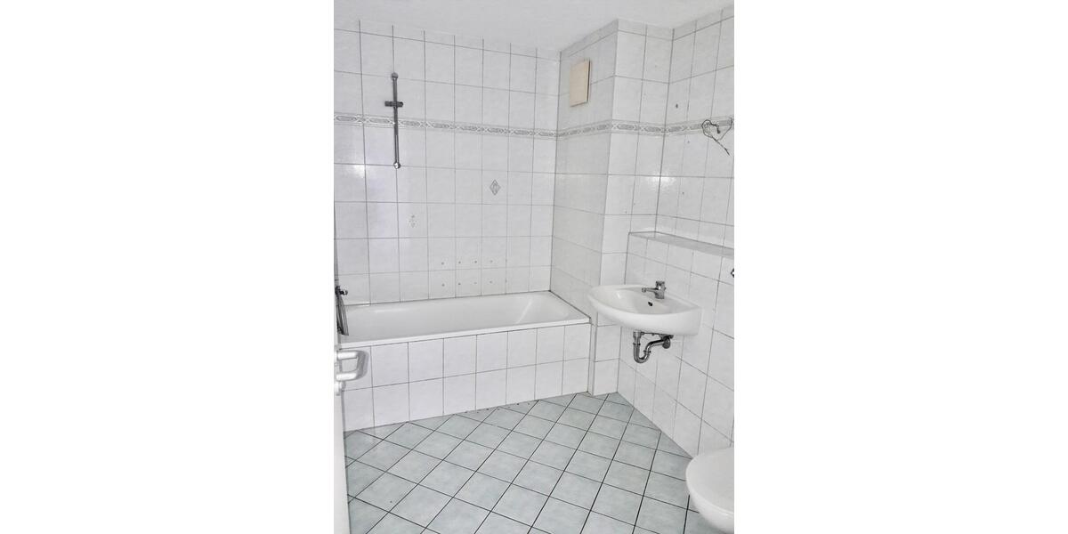 Etagenwohnung Pulsnitz - 2 Zimmer, 64 m&sup2;, 385&euro; | Angebot:25367890