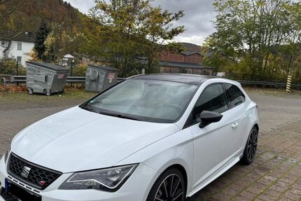 Seat Leon 100.100 km 18.200 € Nassau 56377
