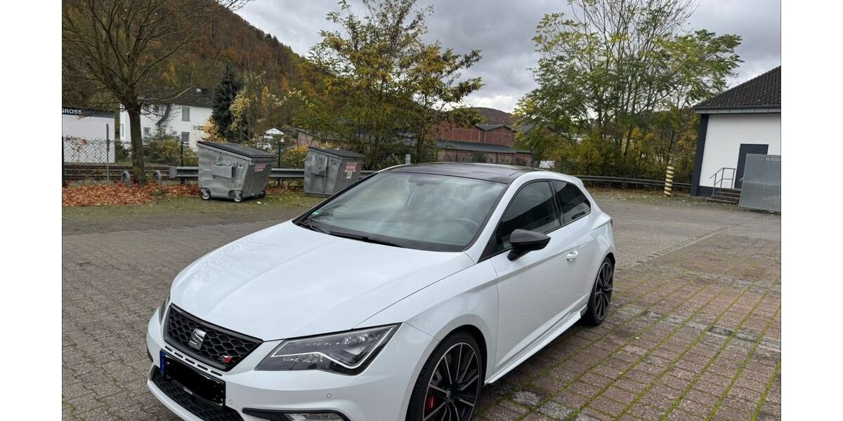 Seat Leon 100.100 km 18.200 € Nassau 56377