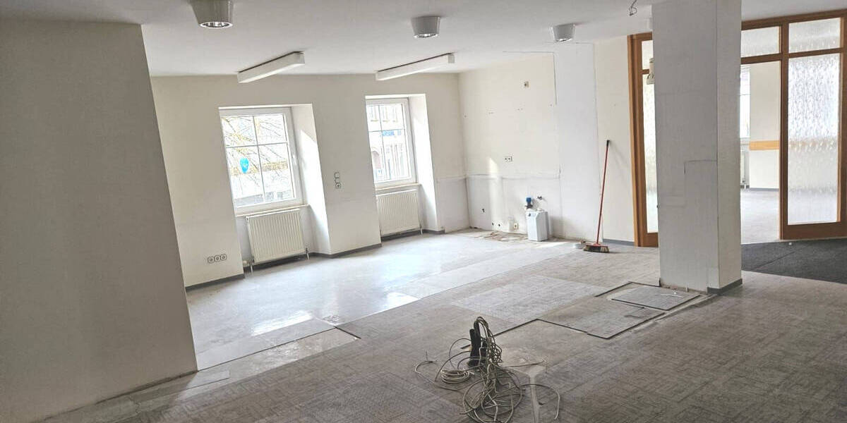 Gewerbeobjekt Ottweiler Neumünster - 1 Zimmer, 220 m&sup2;, 800&euro; | Angebot:19339051