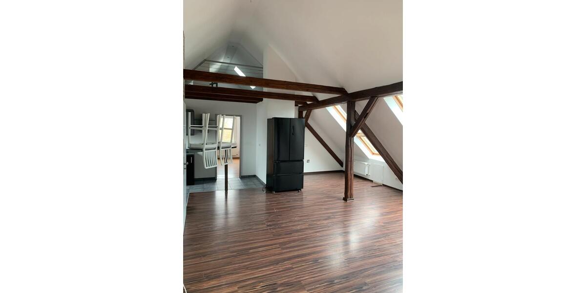 Dachgeschoßwohnung Friedewald - 4 Zimmer, 150 m&sup2;, 900&euro; | Angebot:26126723