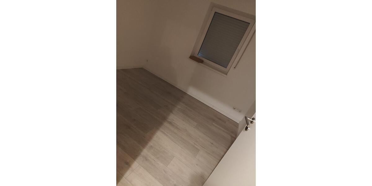 Etagenwohnung Rottenburg an der Laaber - 4 Zimmer, 93 m&sup2;, 1.120&euro; | Angebot:24848511