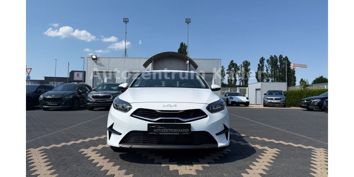 Kia ceed / Ceed 110.000 km 16.900 &euro; Eschweiler 52249