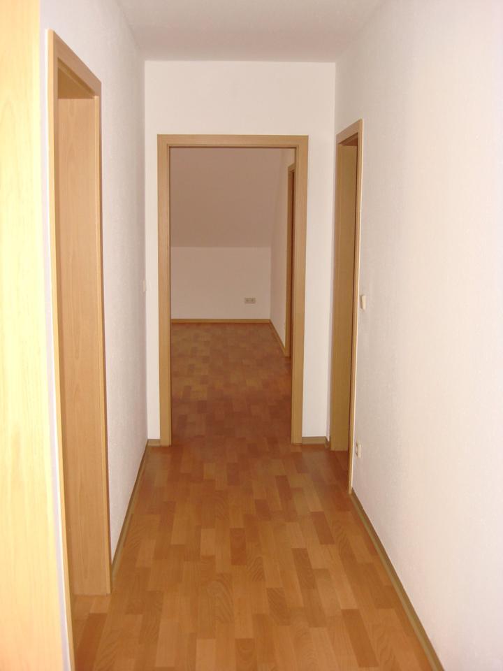 4-RaumWohnung mit Balkon zu vermieten