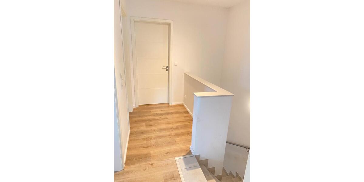 Doppelhaushälfte Wildeshausen - 5 Zimmer, 106 m&sup2;, 1.200&euro; | Angebot:26366783