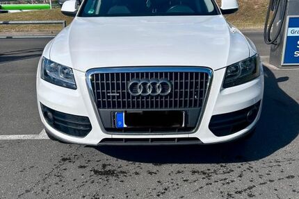 Audi Q5 190.000 km 14.999 &euro; Steinau an der Straße 36396