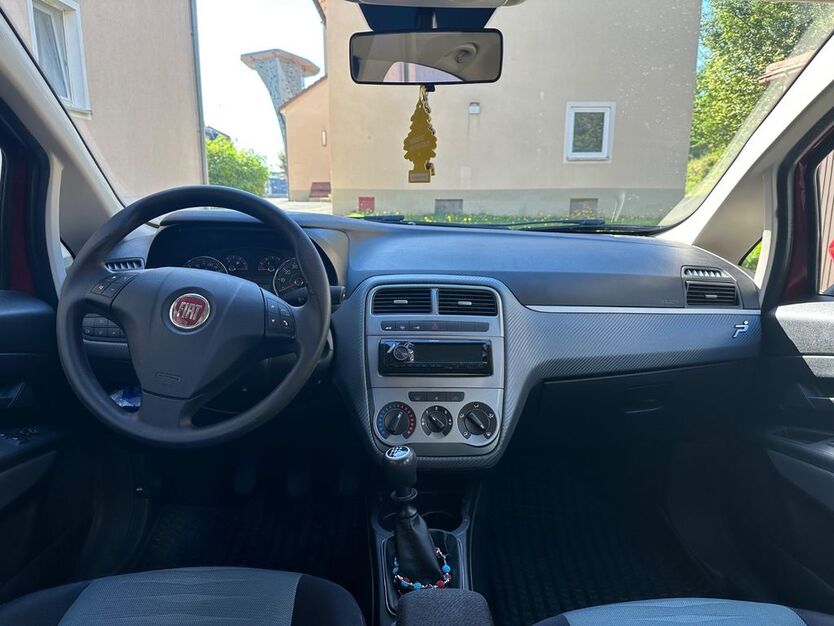 Fiat Punto 123.455 km 1.900 € Rehau 95111