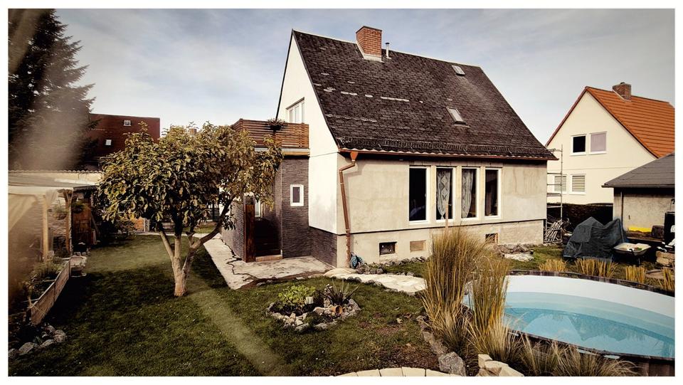 + + EINFAMILIENHAUS + WEIDENGRUND IN SCHMÖLLN + RUHIGE LAGE + + 4 zimmer