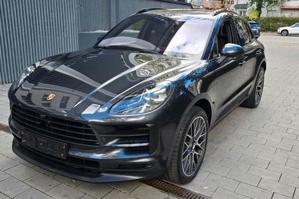 Porsche Macan 81.900 km 42.999 &euro; München 80689