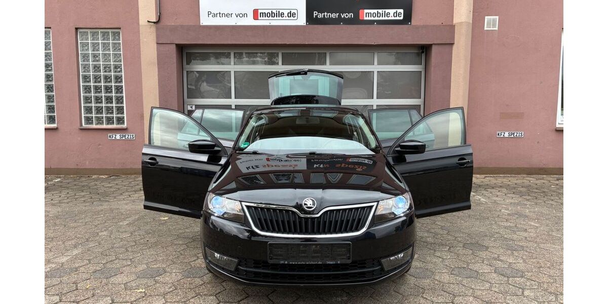 Skoda Rapid 90.990 km 9.970 &euro; Hamburg 20537
