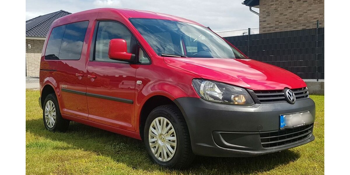 VW Caddy 182.000 km 6.790 &euro; Groß Oesingen 29393