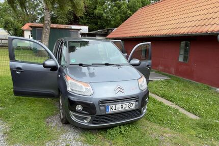Citroen C3 Picasso 126.000 km 4.190 &euro; barsbek 24217