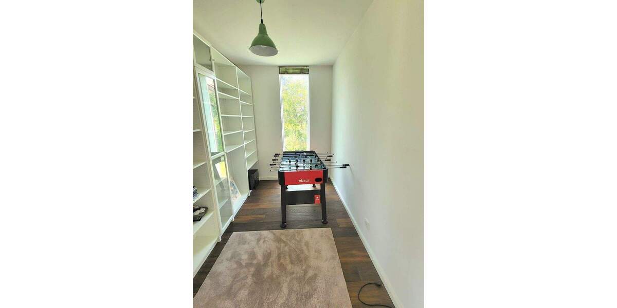 Einfamilienhaus Darmstadt OT Eberstadt Eberstadt - 6 Zimmer, 240 m&sup2;, 3.500&euro; | Angebot:25176969