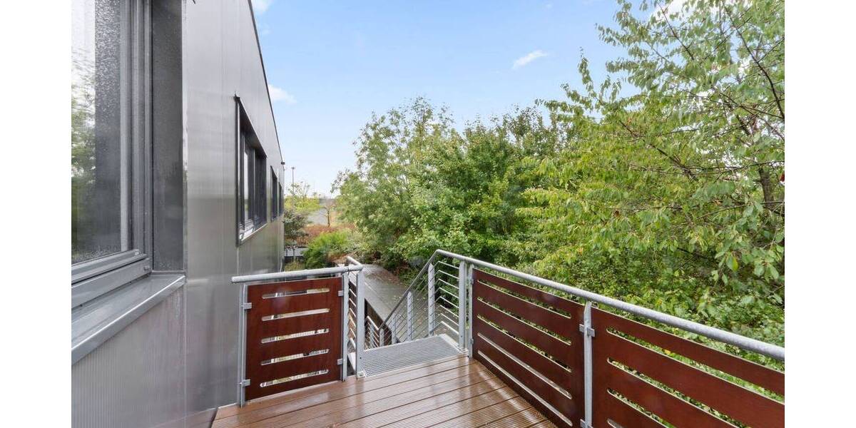 Ihr neuer Unternehmensstandort in Neuss: Moderne Gewerbehalle mit repräsentativem Bürotrakt zimmer