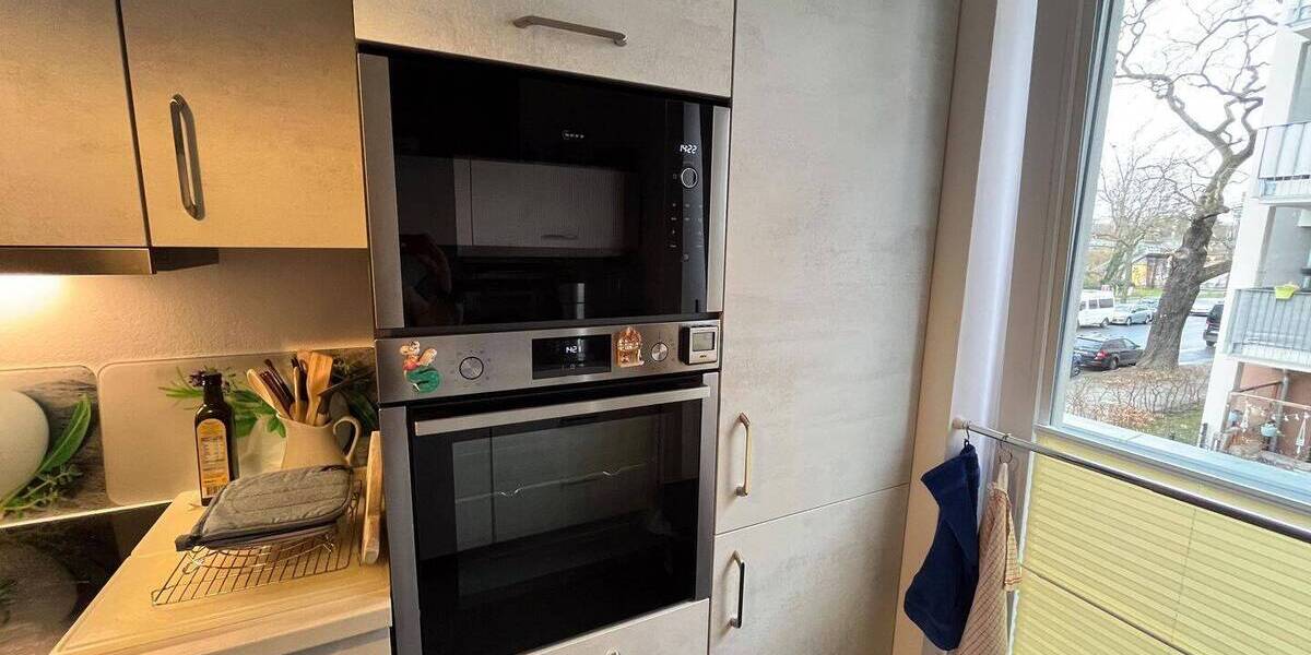 Etagenwohnung Dresden Äußere Neustadt - 3 Zimmer, 96 m&sup2;, 1.400&euro; | Angebot:26307473