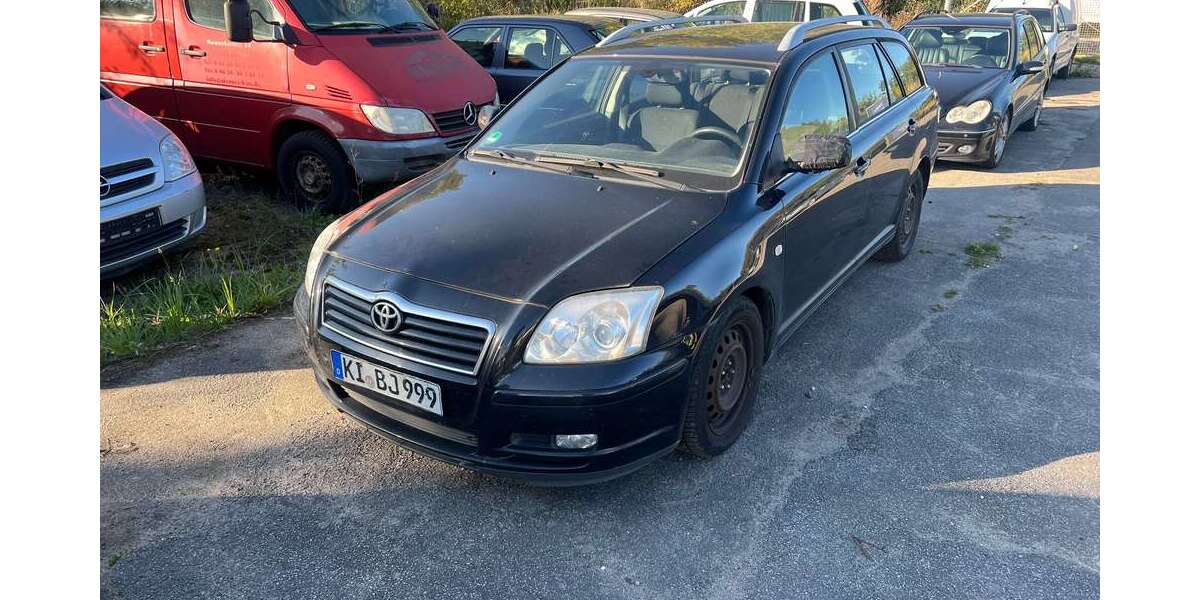 Toyota Avensis 230.000 km 800 &euro; Neukloster 23992