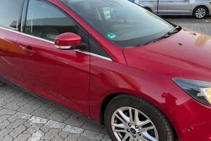Ford Focus 181.000 km 1.999 &euro; Garching bei München 85748