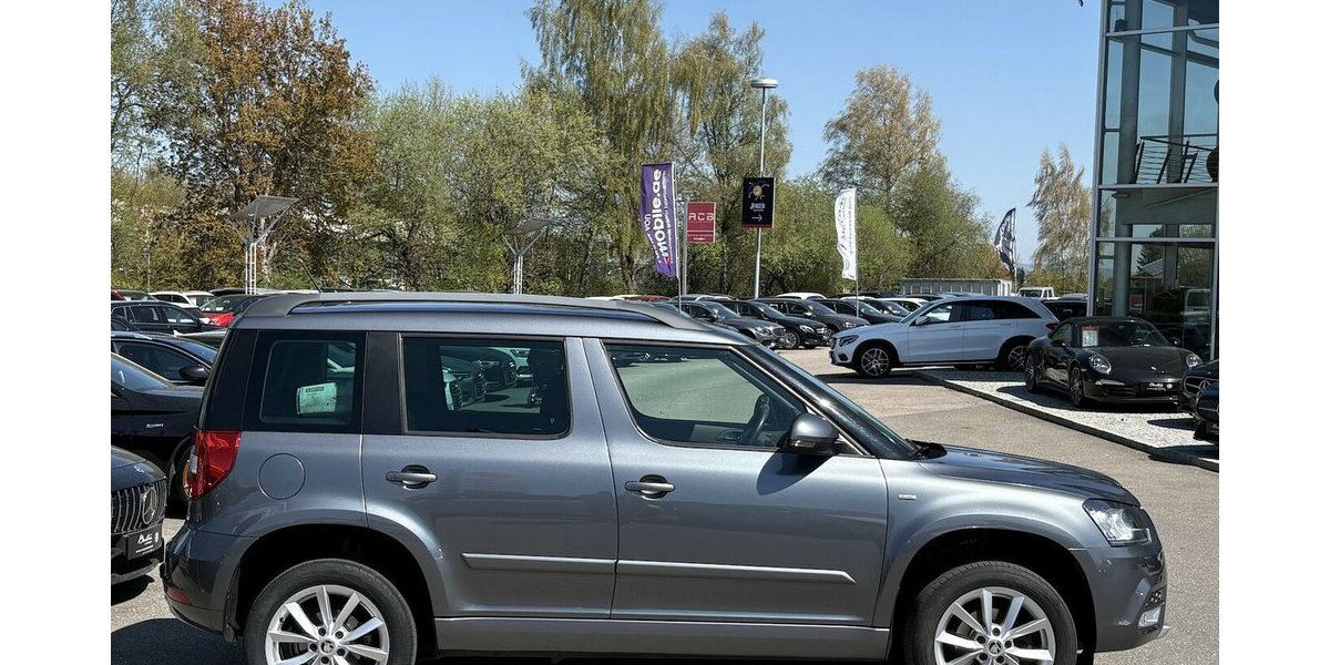 Skoda Yeti 1.2 TSI Drive KAMERA/NAVI/CARPLAY/1.HAND 92.596 km 11.900 &euro; Villingen-Schwenningen 78054