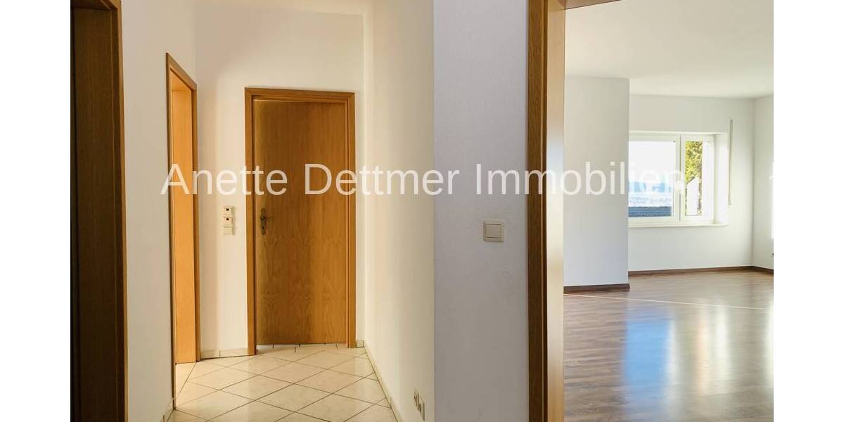 Etagenwohnung Alfeld - 3 Zimmer, 91 m&sup2;, 790&euro; | Angebot:26797149
