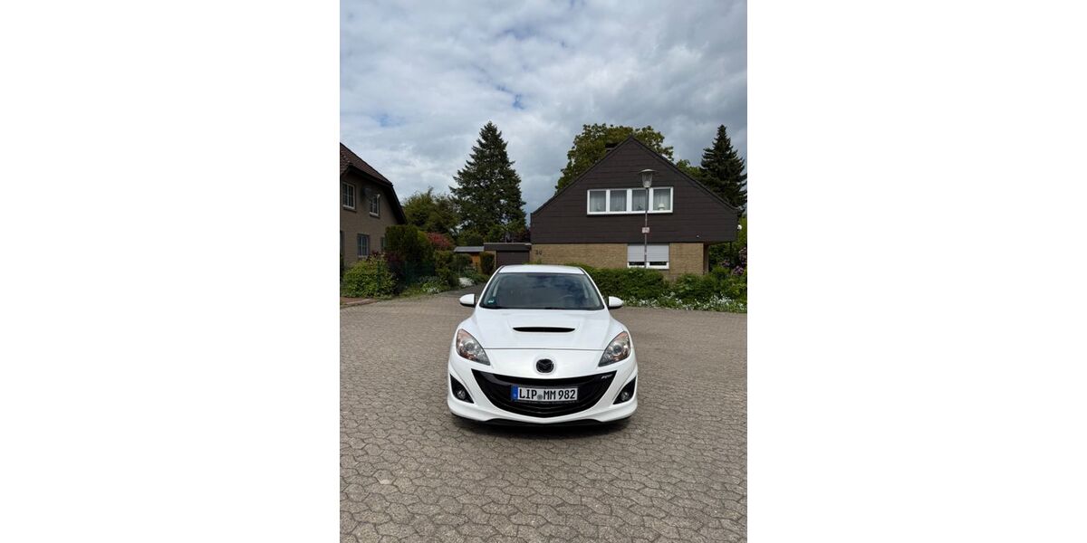 Mazda 3 140.610 km 10.999 &euro; Bad Salzuflen 32107