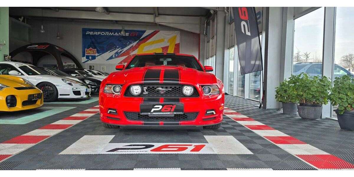 Ford Mustang 70.723 km 29.999 &euro; Ochsenhausen 88416