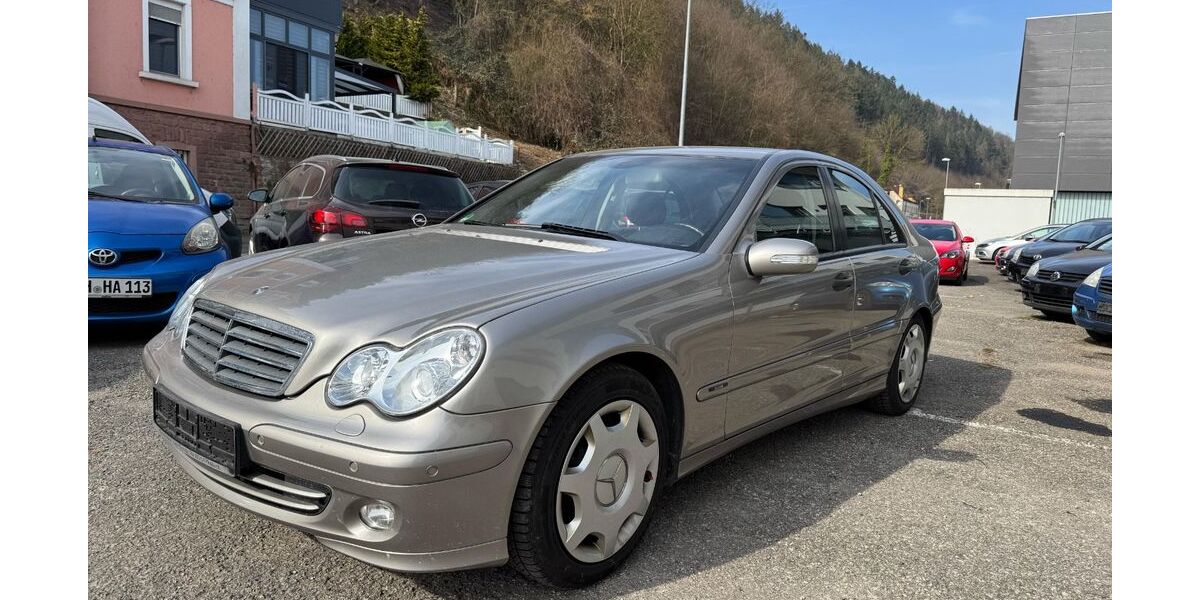 Mercedes-Benz C 180 222.000 km 2.900 &euro; Wertheim am Main 97877