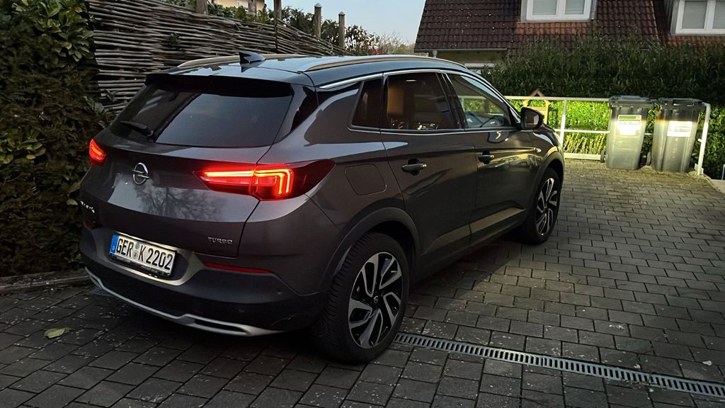 Opel Grandland (X) 77.500 km 15.599 &euro; Bad Bergzabern 76887