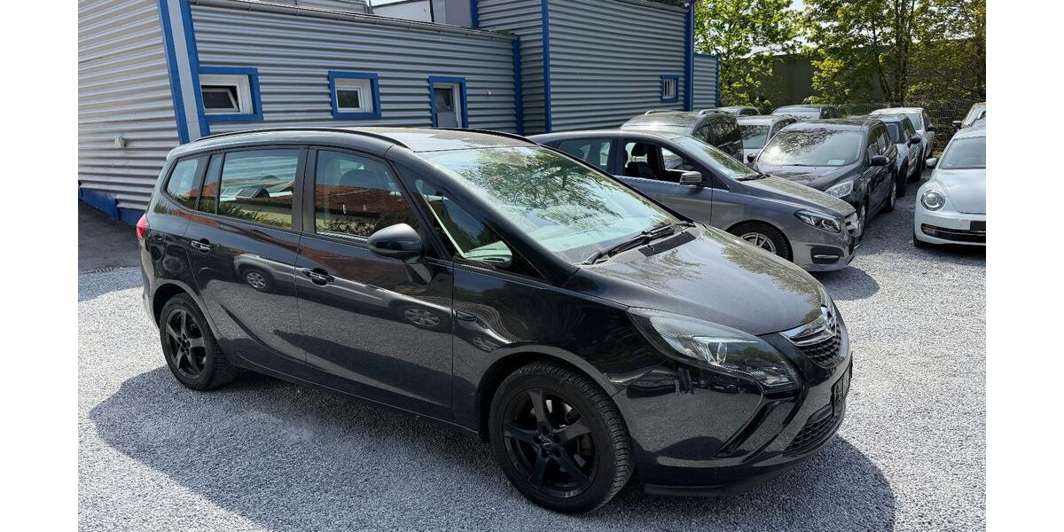 Opel Zafira 199.000 km 4.499 &euro; Detmold 32758