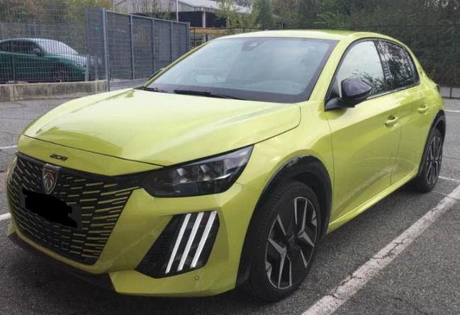 Peugeot 208 14.126 km 16.980 &euro; Rüsselsheim 65428