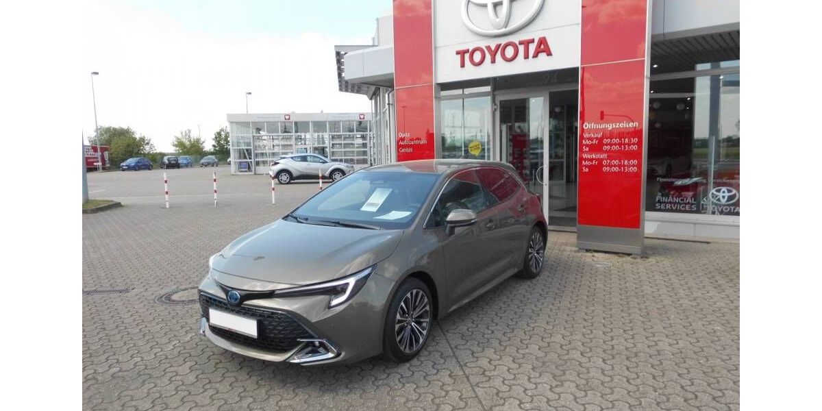 Toyota Corolla 10.431 km 25.990 &euro; Burg 39288