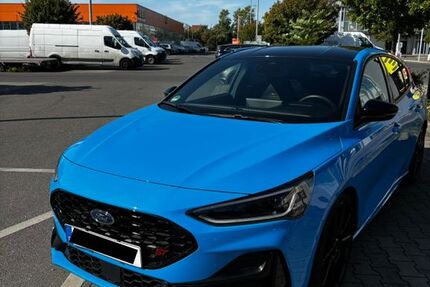 Ford Focus 26.810 km 33.699 &euro; Berlin 13627
