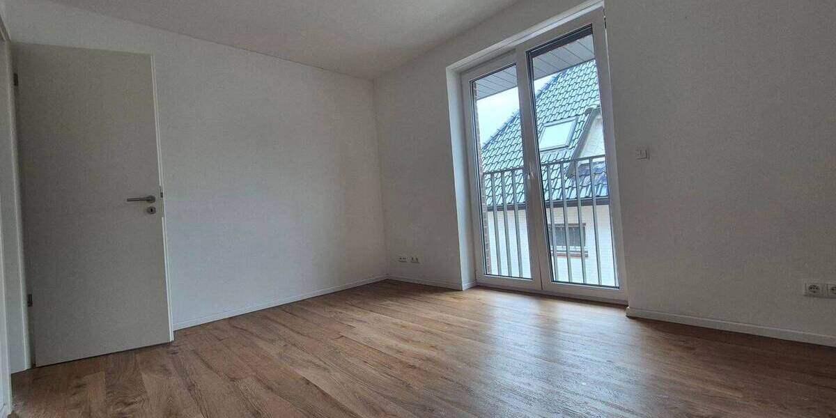 Doppelhaushälfte Norderstedt Garstedt - 4 Zimmer, 137 m&sup2;, 2.585&euro; | Angebot:26868605