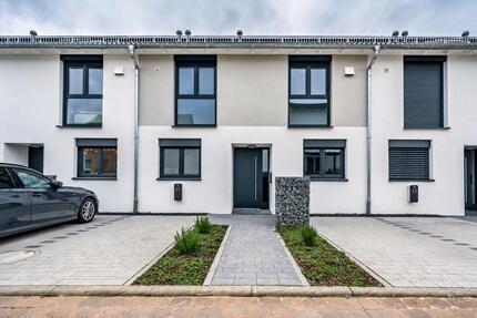 Haus Bad Friedrichshall - 4.5 Zimmer, 138 m&sup2;, 1.950&euro; | Angebot:26490984