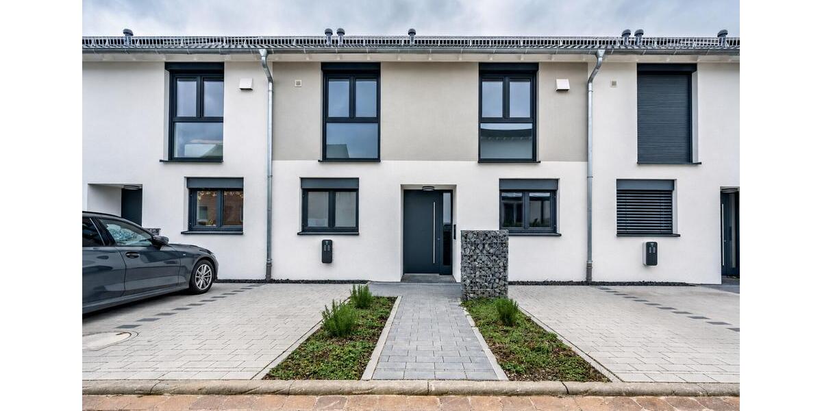 Reihenhaus Bad Friedrichshall - 4.5 Zimmer, 138 m&sup2;, 1.950&euro; | Angebot:26490984