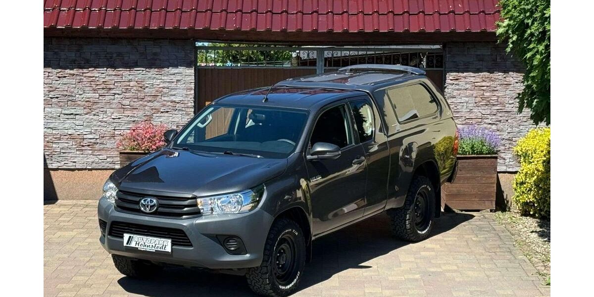 Toyota Hilux 169.904 km 26.900 &euro; Salzatal 06198