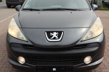 Peugeot 207 135.000 km 2.350 &euro; Bocholt 46395