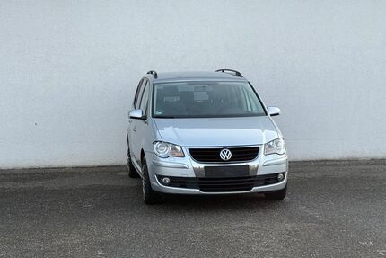 VW Touran 215.000 km 3.799 &euro; Kandel 76870