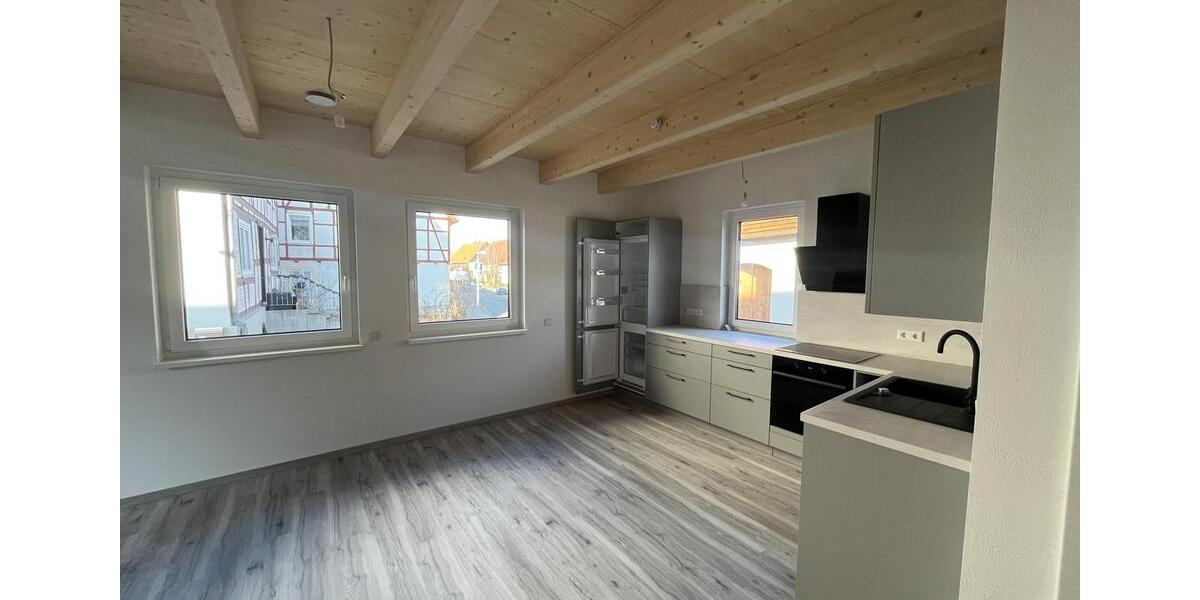 Einfamilienhaus Breuna - 4 Zimmer, 87 m&sup2;, 1.100&euro; | Angebot:25378183
