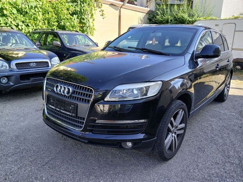 Q7