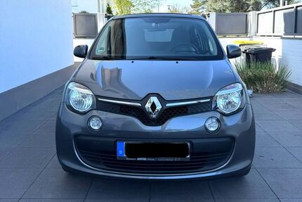 Renault Twingo 48.376 km 8.000 &euro; Köln 50999