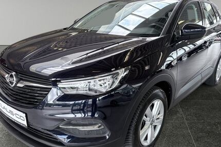 Opel Grandland (X) 88.231 km 15.990 &euro; Flensburg 24941