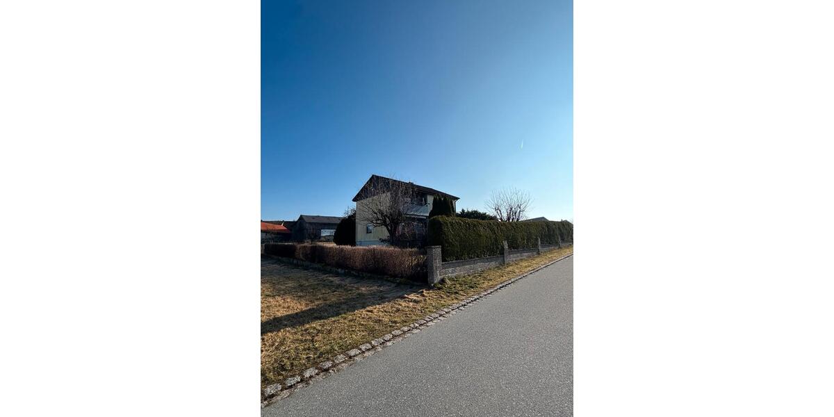 Einfamilienhaus Püchersreuth Ilsenbach - 9 Zimmer, 140 m&sup2;, 320.000&euro; | Angebot:26413234