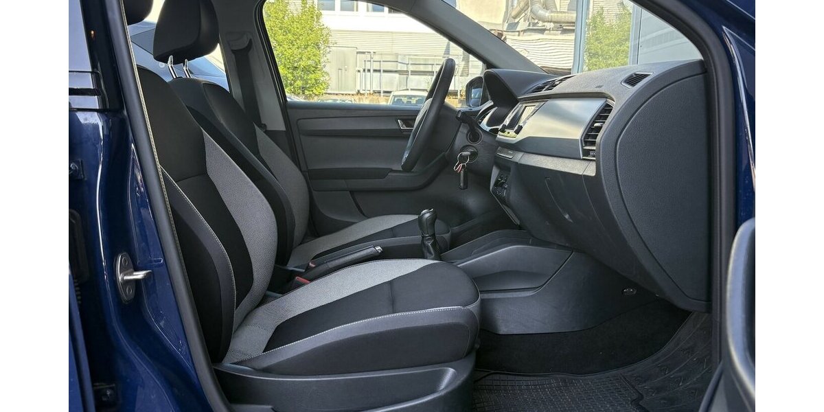 Skoda Fabia 1.2 Ambition KLIMAAUTOMATIK/ISO-FIX/TOUCH 92.032 km 7.900 &euro; Villingen-Schwenningen 78054