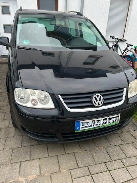 VW Touran 189.356 km 2.222 € Berlin 12557
