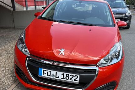 Peugeot 208 73.350 km 5.200 &euro; Grosshabersdorf 90613