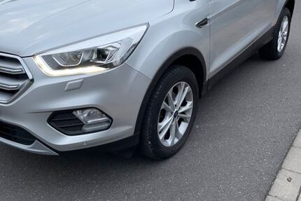 Ford Kuga 42.000 km 13.999 € Bad Kreuznach 55543
