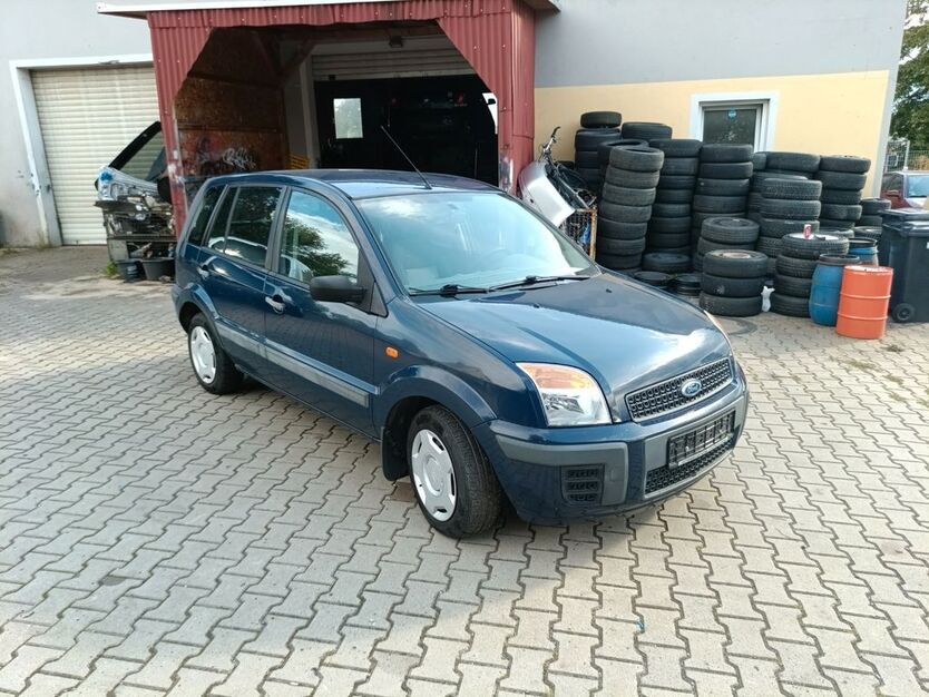 Ford Fusion 130.000 km 2.250 € Reichenbach im Vogtland 08468
