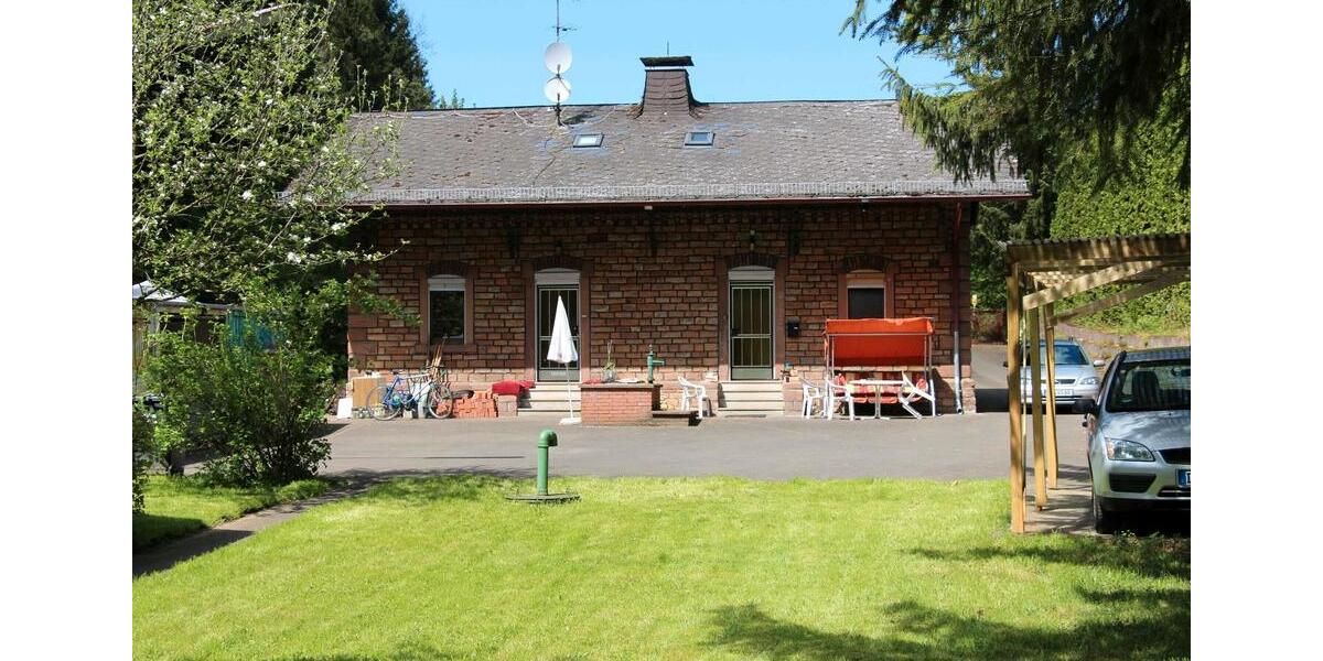Dachgeschoßwohnung Birresborn - 4 Zimmer, 100 m&sup2;, 650&euro; | Angebot:26394055