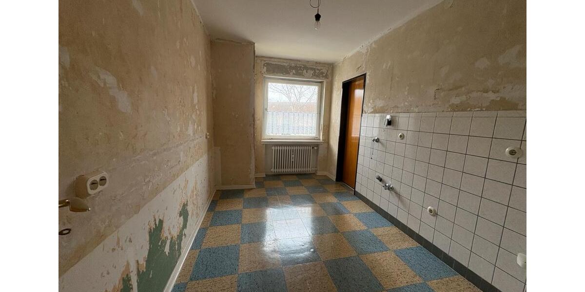 Einfamilienhaus Baunatal - 10 Zimmer, 250 m&sup2;, 495.000&euro; | Angebot:26233985