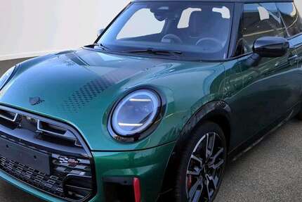 Mini John Cooper Works 4.279 km 39.940 &euro; München 80788